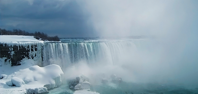 agru-The_Niagara_Falls